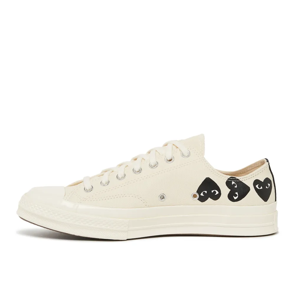 Comme des Garcons Play Multi Heart Chuck Taylor All Star 70 Low P1K126-MLK / weiss