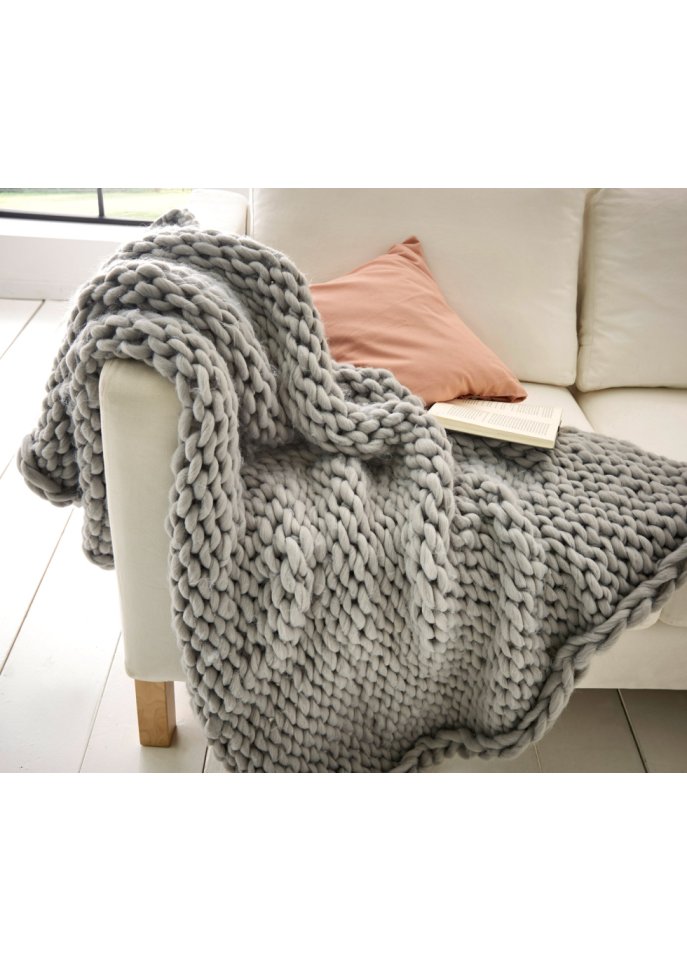 Kuscheldecke mit Maschen