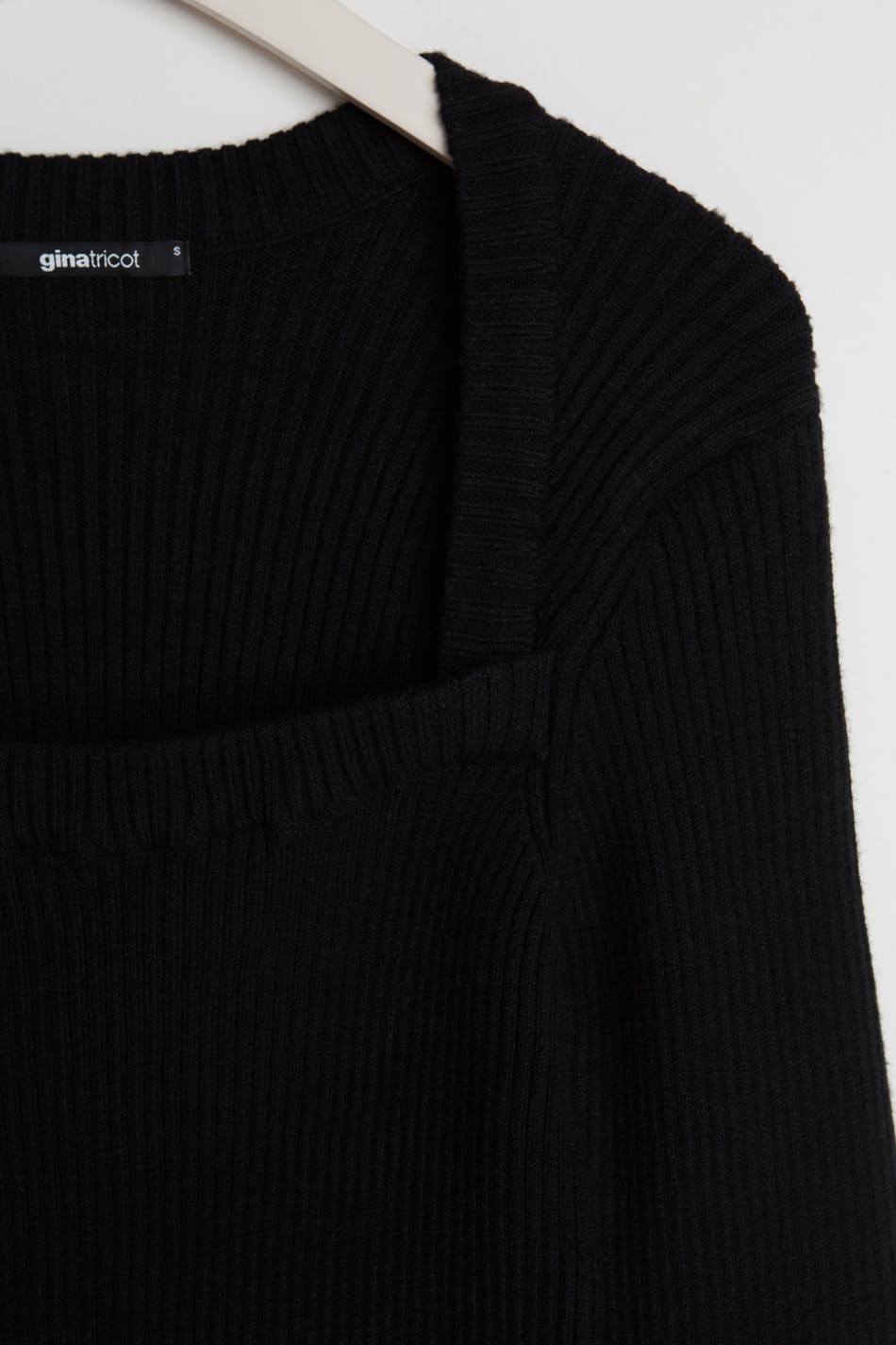 Josie knitted sweater