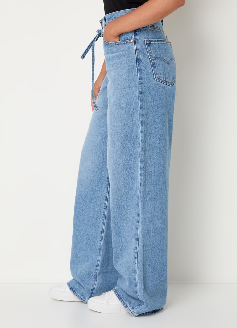 Levi's High waist loose fit jeans with medium wash