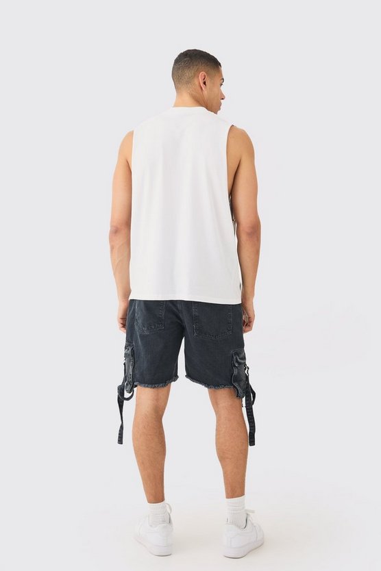 Lockere Jeansshorts mit Cargo-Taschen in Schwarz