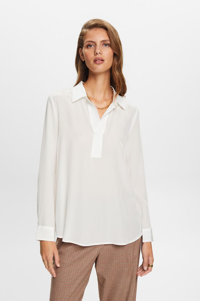Seidenbluse mit V-Ausschnitt