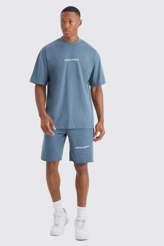 Oversize Limited T-Shirt mit rohem Saum und Shorts