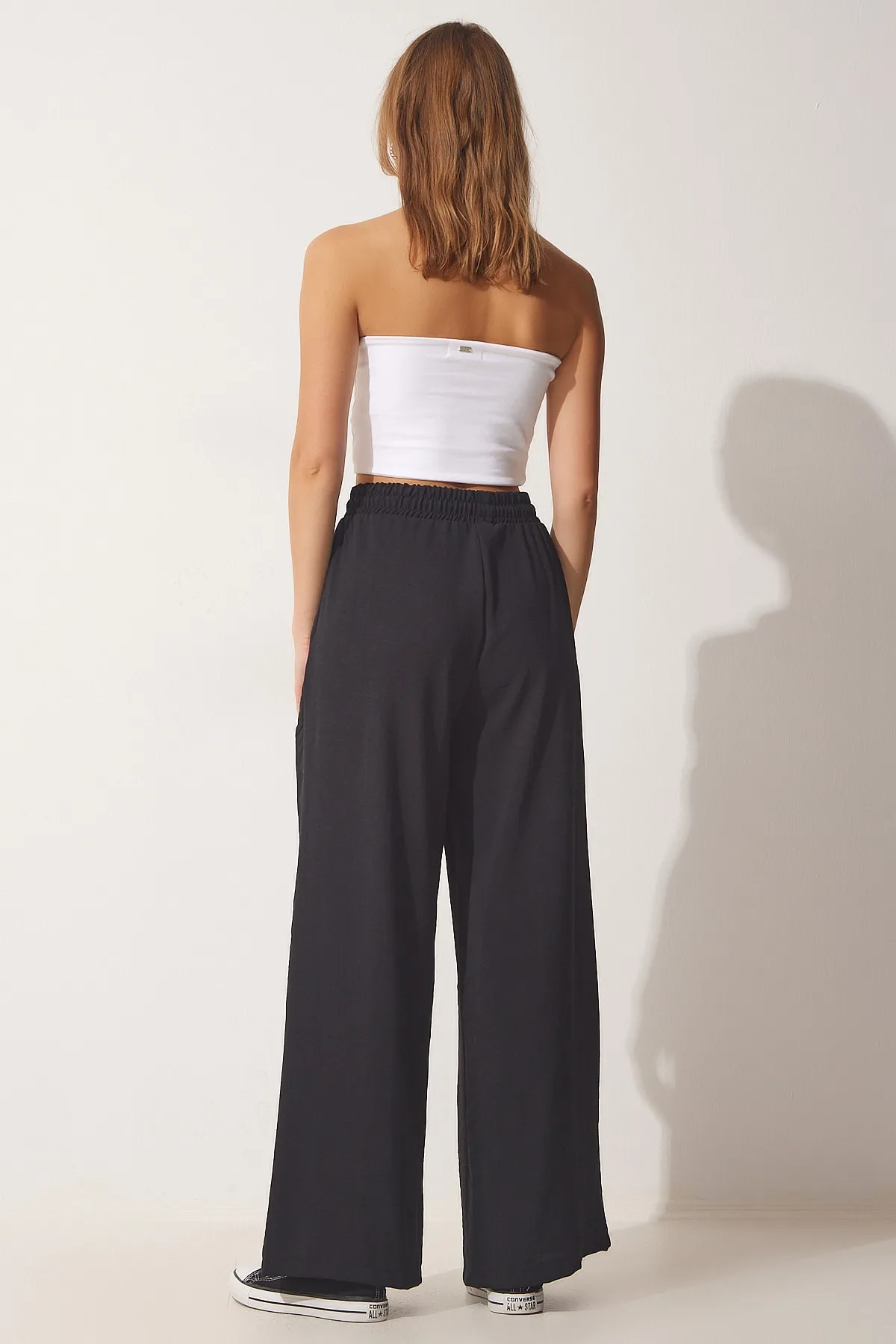 Happiness İstanbul  Schwarze Sommer-Ayrobin-Hose mit Taschen für Damen DD01235
