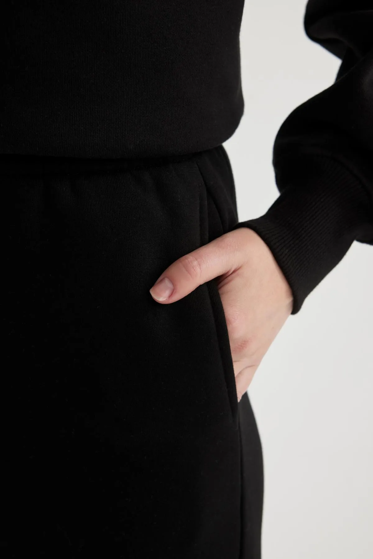 DeFacto  Gerade geschnittene, dicke Jogginghose mit hoher Taille und Taschen