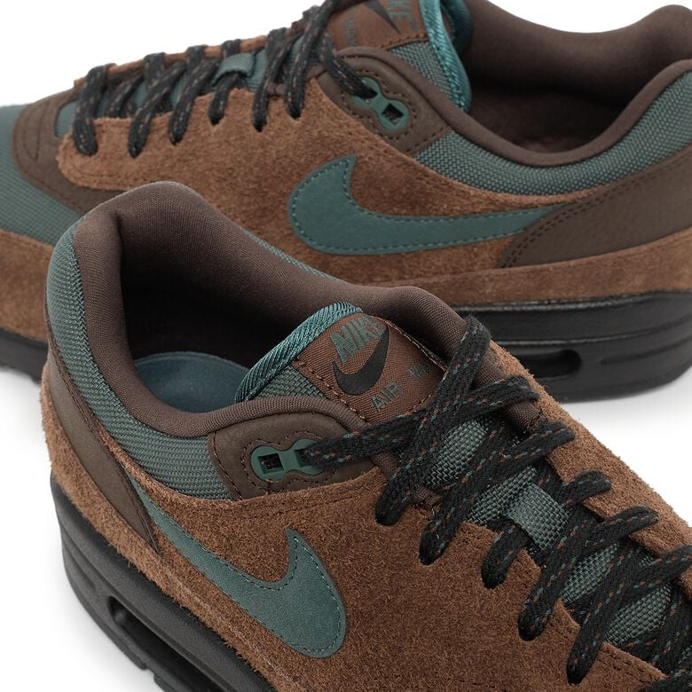 NIKE Air Max 1 