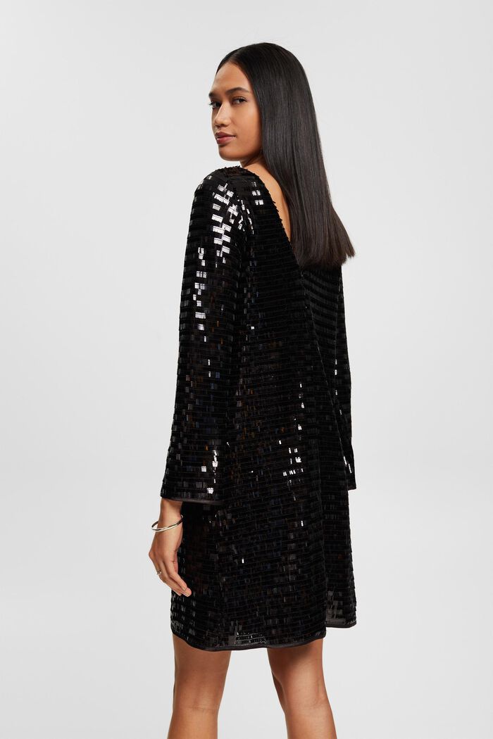 Kleid mit Pailletten