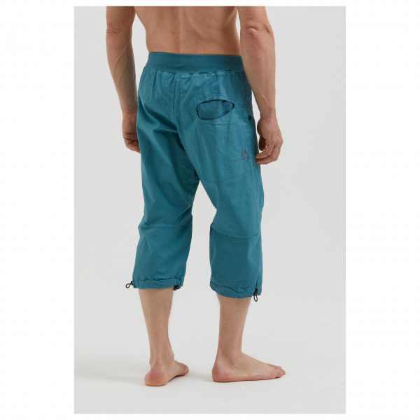 E9 - R3.2 - Shorts
