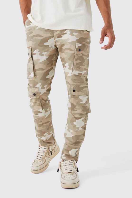Slim-Fit Camouflage Cargo-Hose mit Druckknöpfen