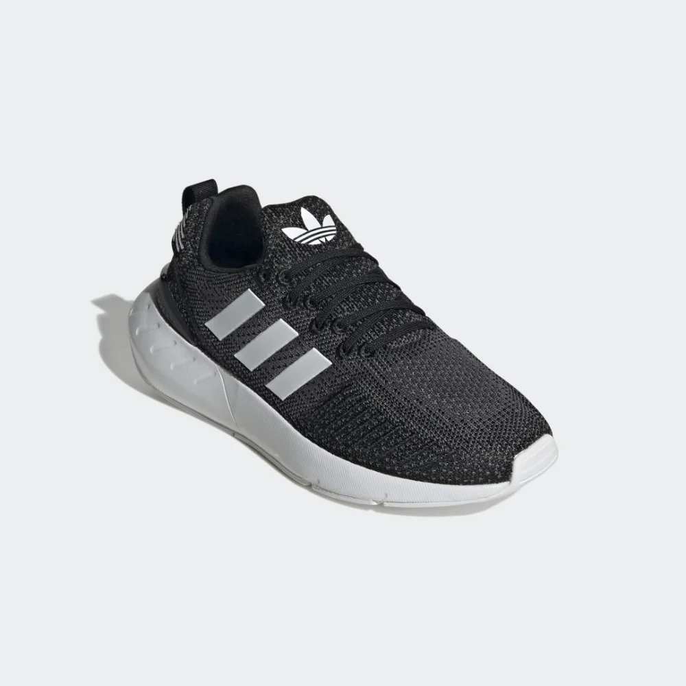 adidas Swift Run 22 GV7971 / schwarz