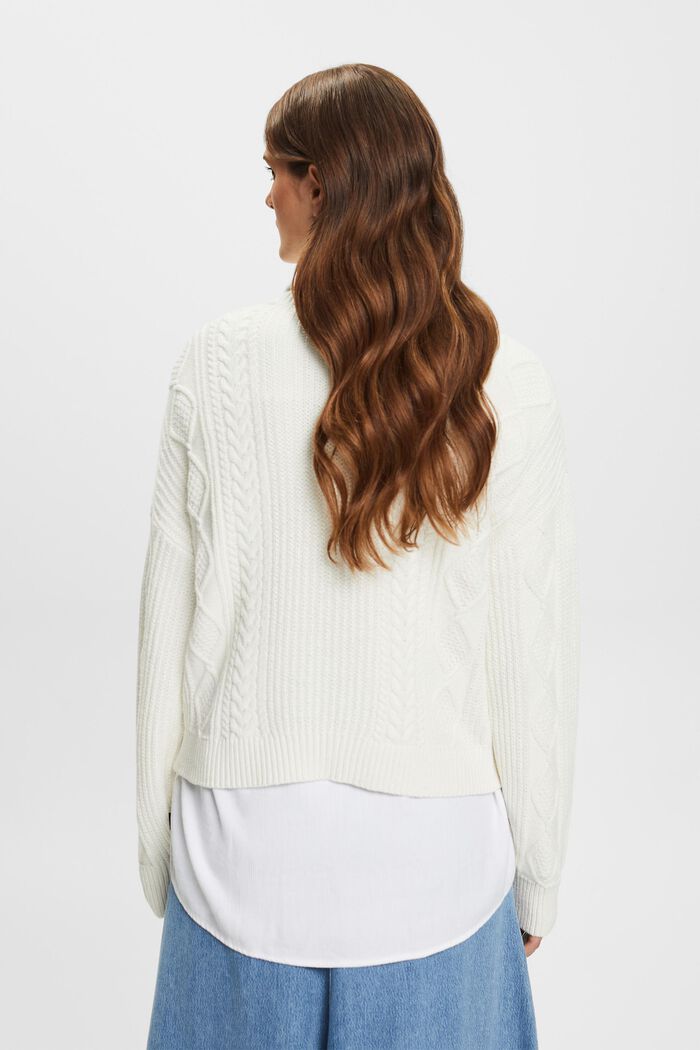 Rollkragenpullover aus Zopfstrick