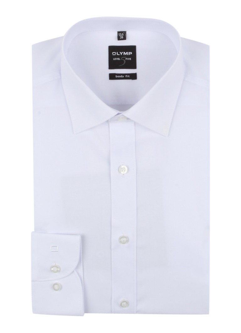 Tricou Olymp Body Fit, flexibil și rezistent la șifonare.