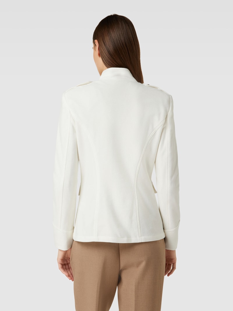 Blazer mit Pattentaschen und Knopfleiste in offwhite