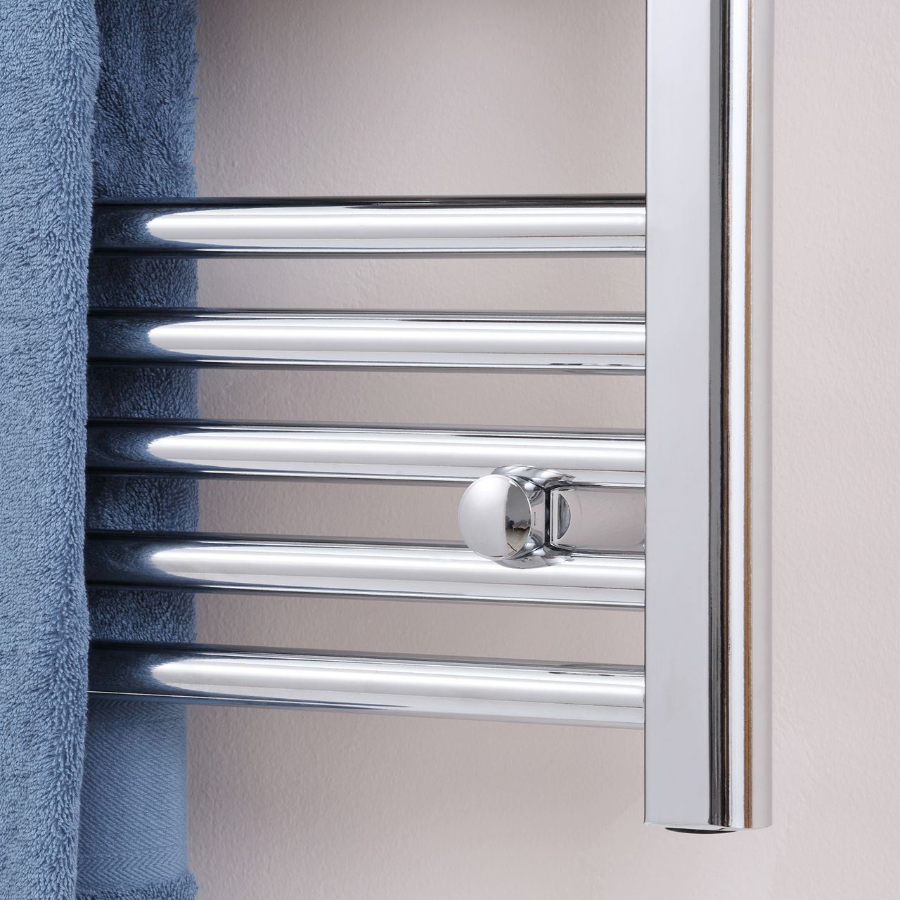 HOMCOM Handtuchheizkörper hydronische Handtuchwärmer Handtuchtrockner Badheizkörper 14 Heizstäbe Heizkörper für Badezimmer Wandmontage Kohlenstoffstahl Silber 600 x 800 mm
