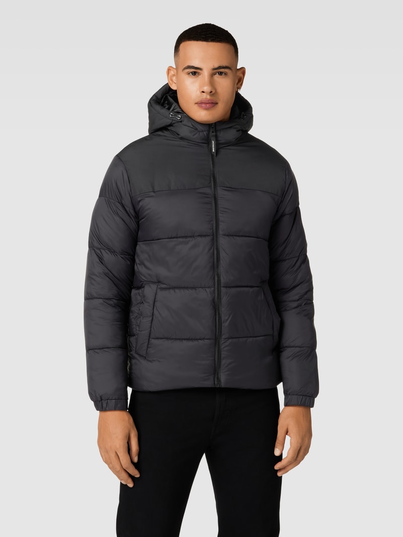 Steppjacke mit Stehkragen Modell 'ETOBY' in schwarz