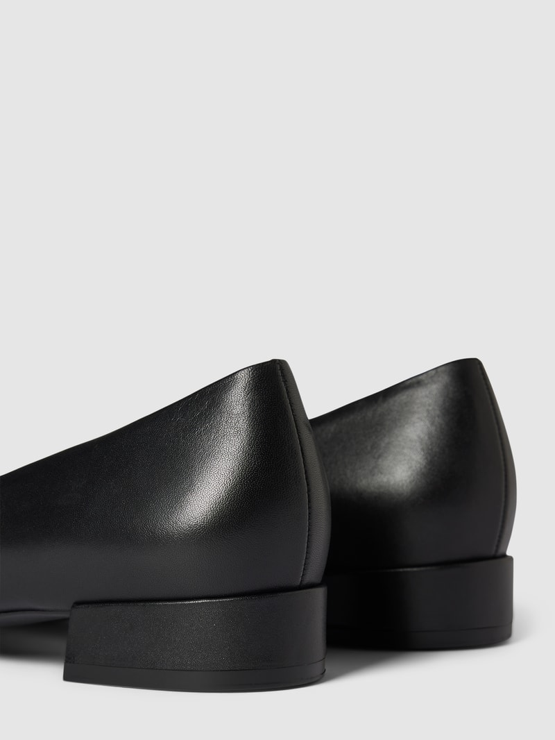 Ballerinas aus Leder in unifarbenem Design Modell 'BOULEVARD' in schwarz