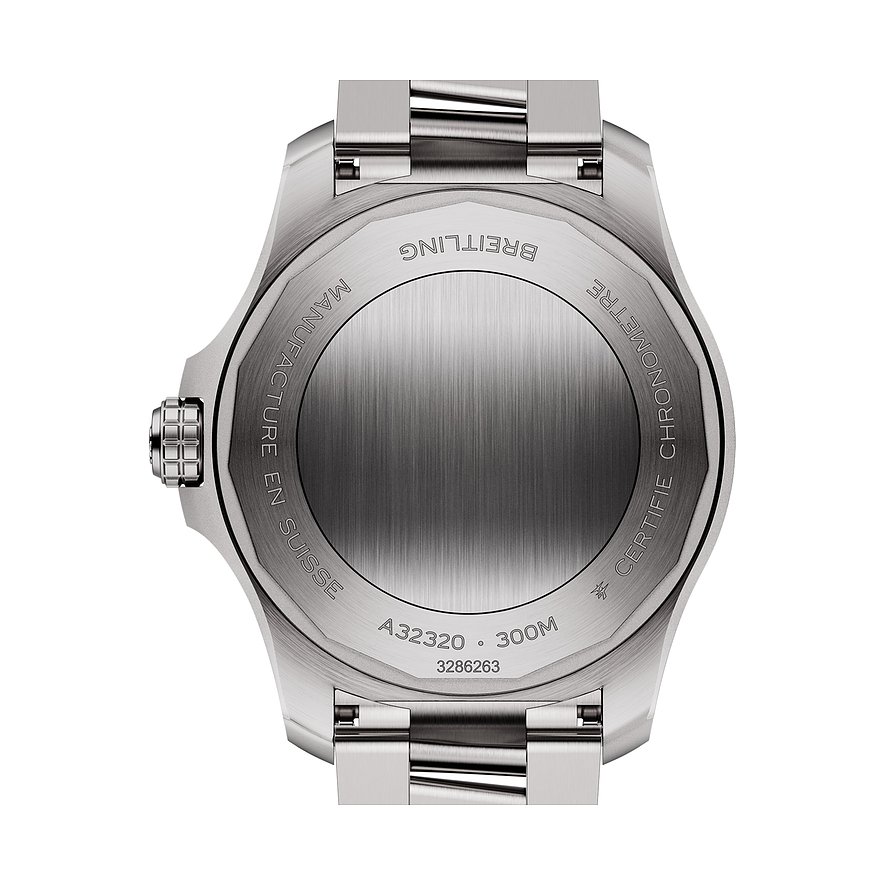Breitling Herrenuhr Avenger Automatic GMT 44