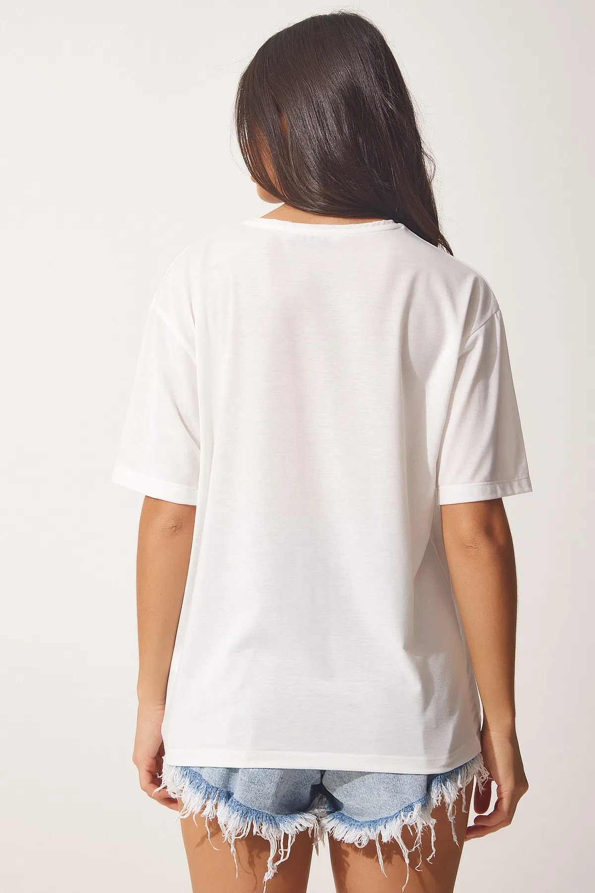 Happiness İstanbul  Ecru bedrucktes Oversize-Strick-T-Shirt für Damen PB00020
