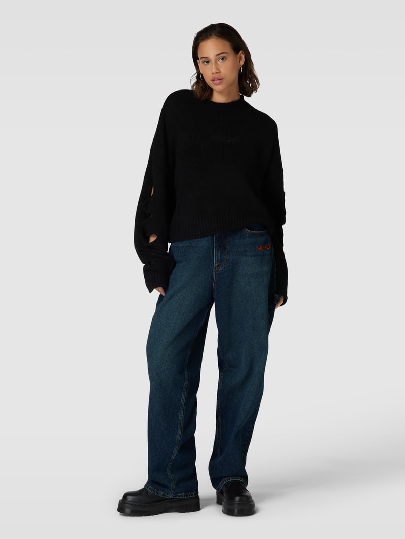 Jeans mit Motiv-Stitching in blau