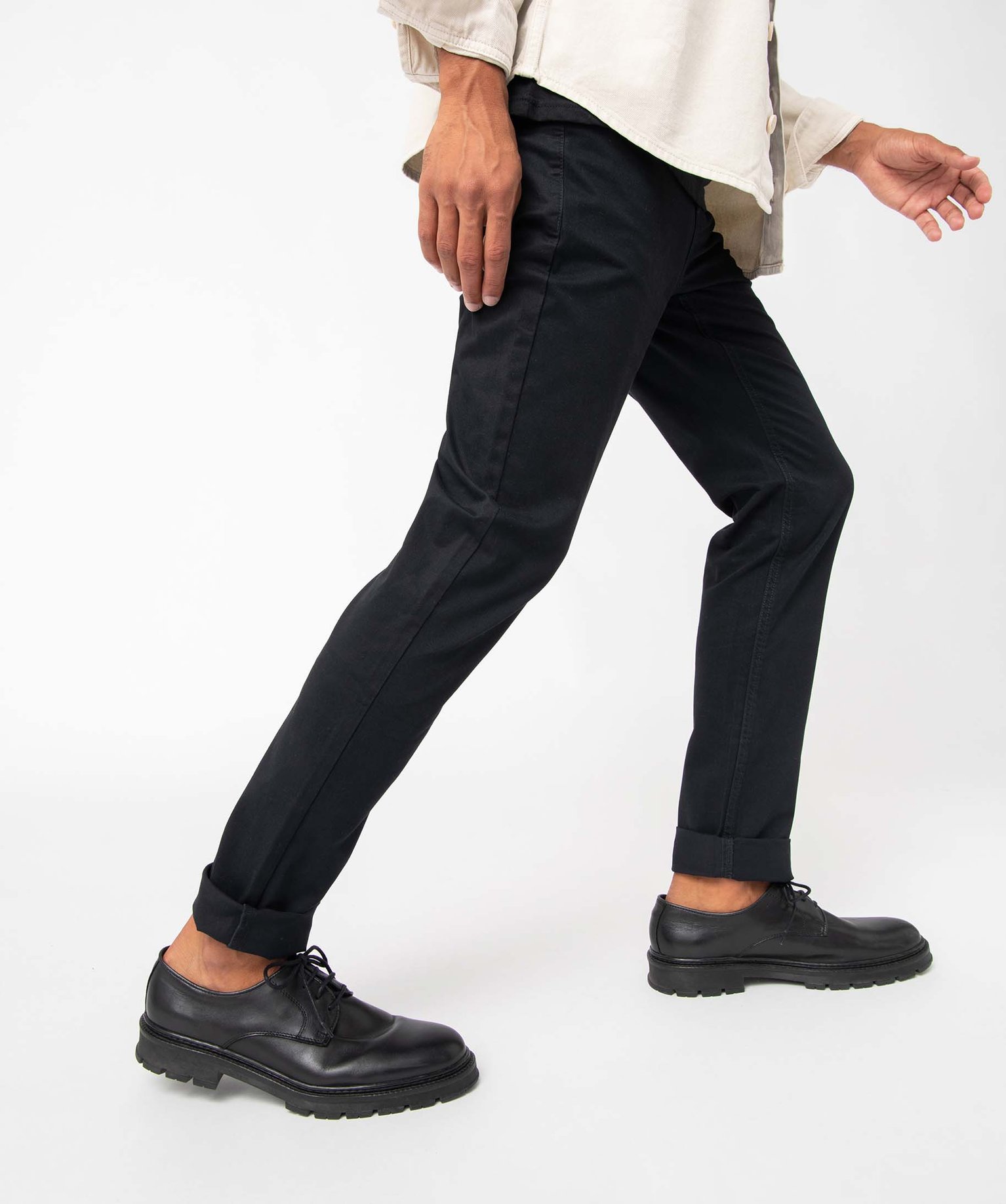 Pantalon homme straight uni en coton stretch noir | GEMO