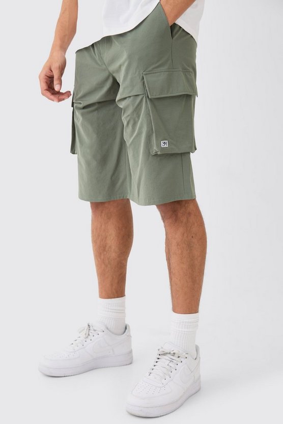 Lockere elastische Stretch-Shorts mit Logo