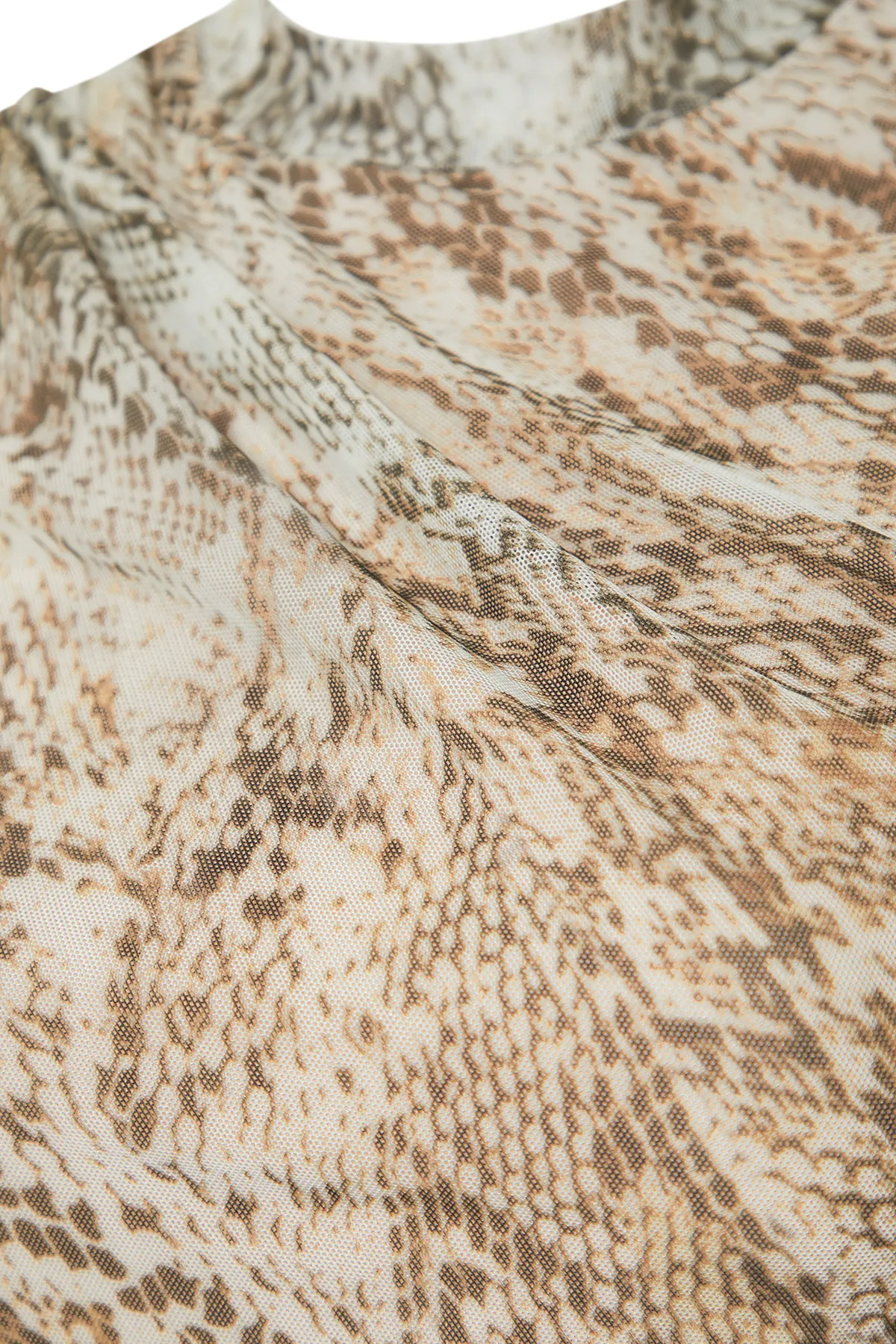 Trendyol Collection  Khakifarbene, gemusterte, drapierte, durchsichtige, figurbetonte Tüll-Strickbluse am Rücken TWOAW24BZ00177
