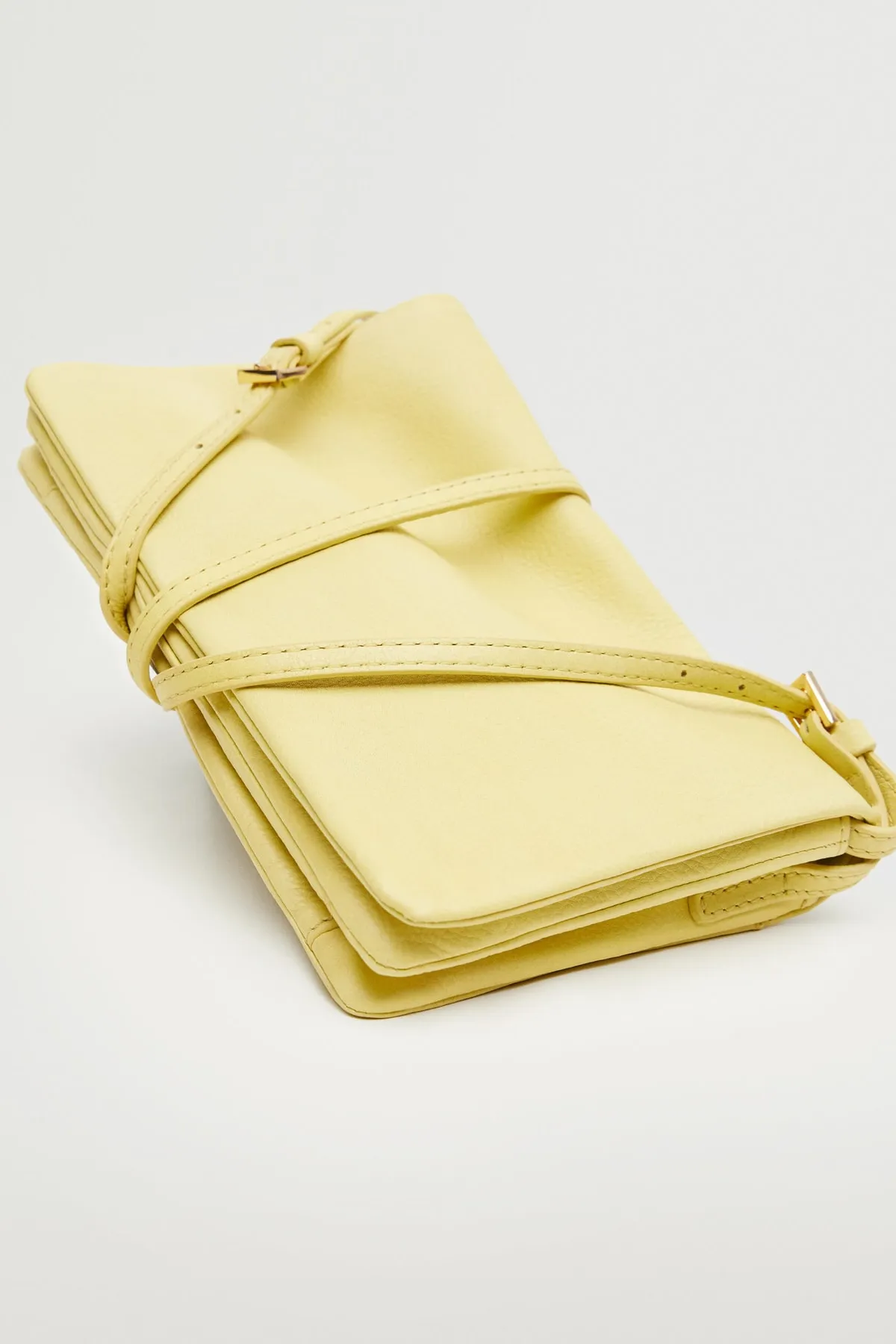 MANGO  27051140 Frau / Mädchen Limette