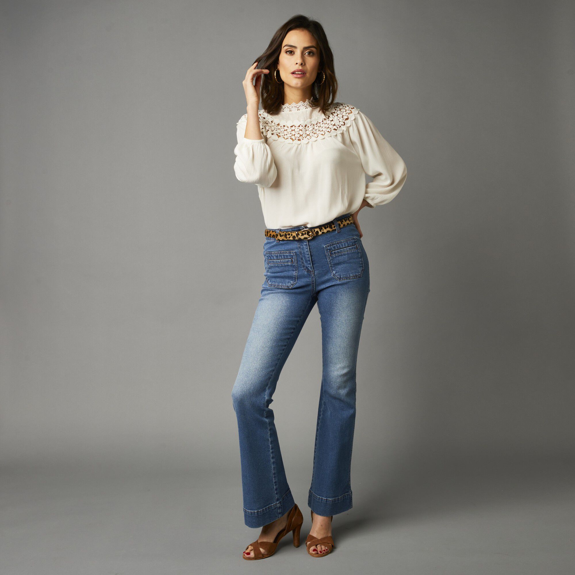 Jean stretch coupe flare, surpiqûres contrastées