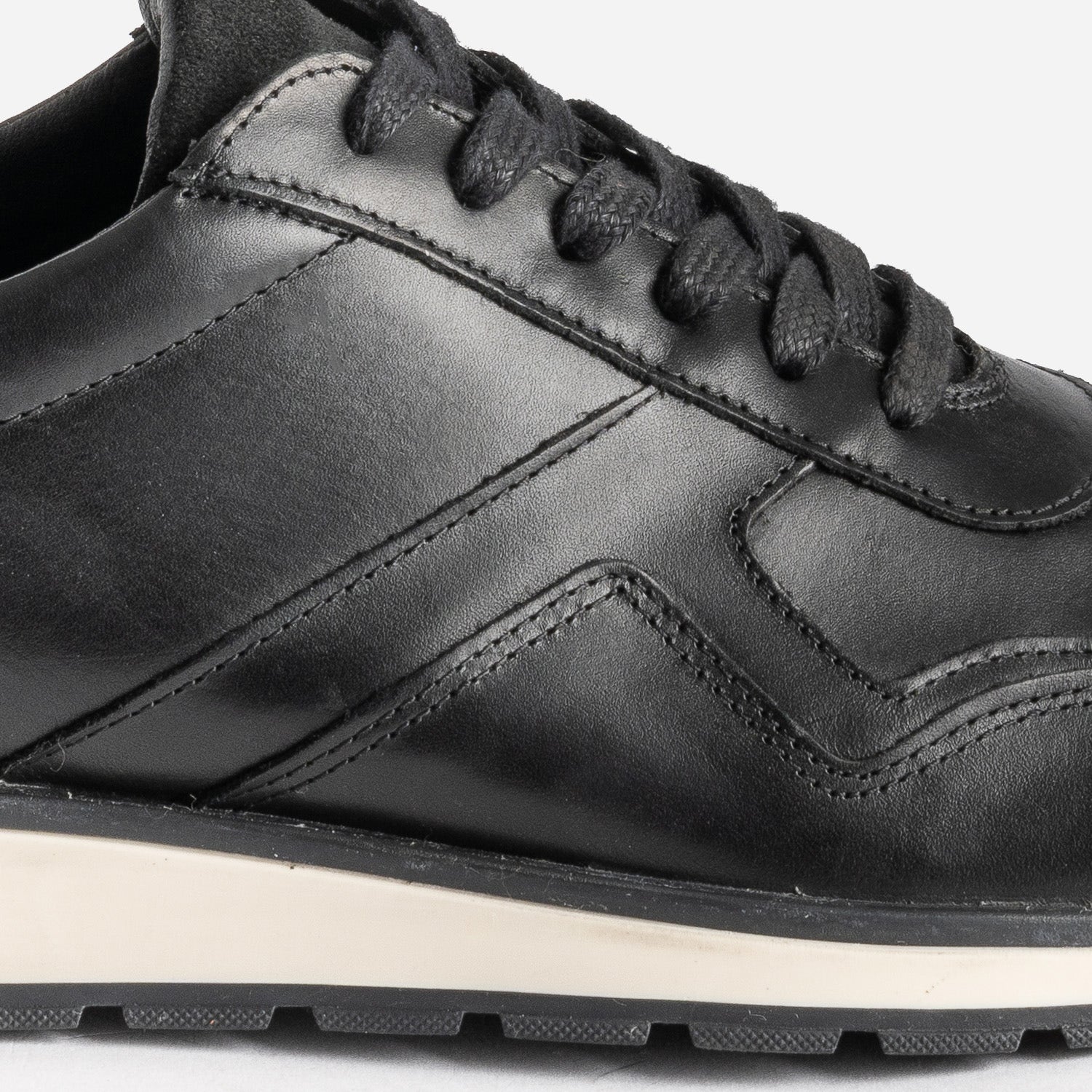 Tennis noire cuir