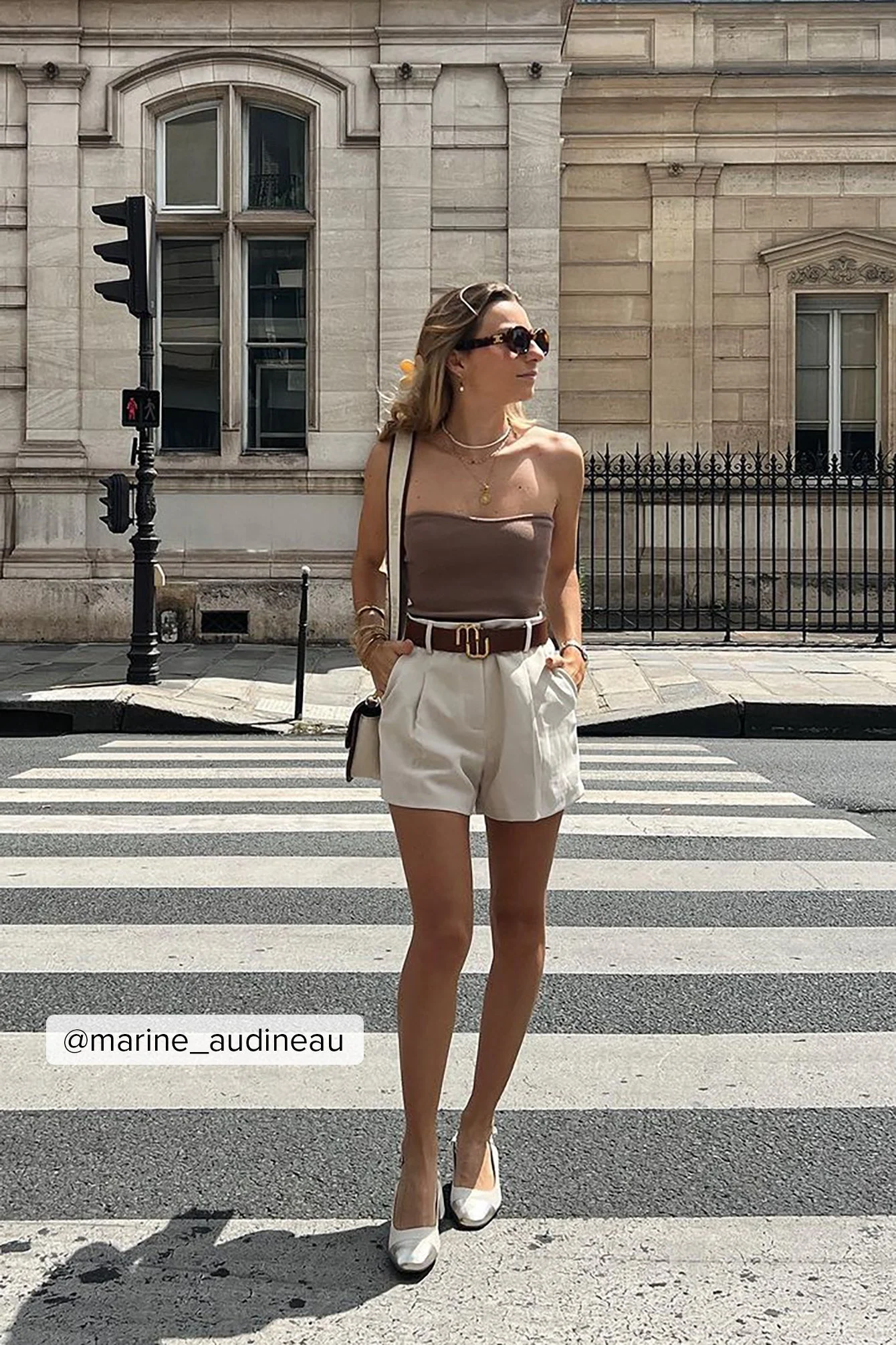 Kurze Leinenhose