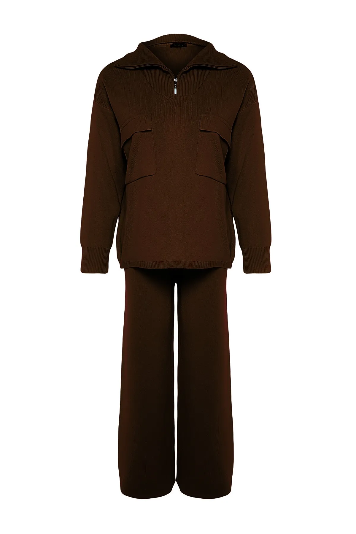 Trendyol Collection  Braunes Strickoberteil und -unterteil im weiten Schnitt TWOAW24AU00010