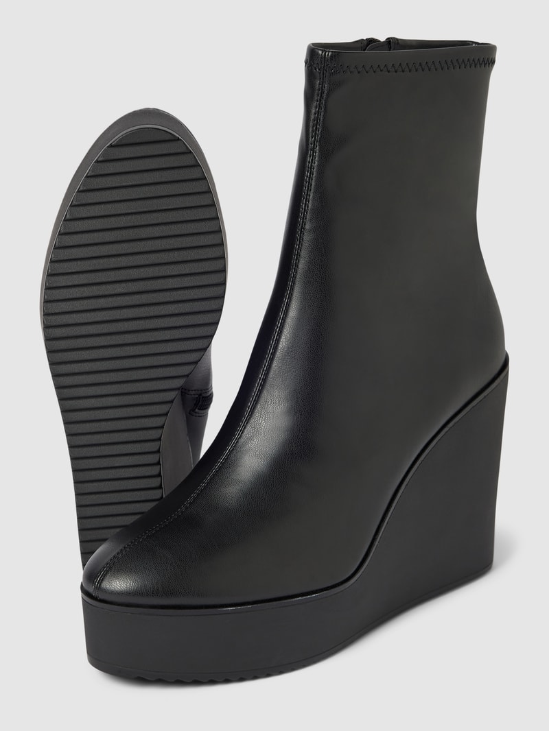 Stiefeletten mit Keilabsatz Modell 'JASSY' in schwarz