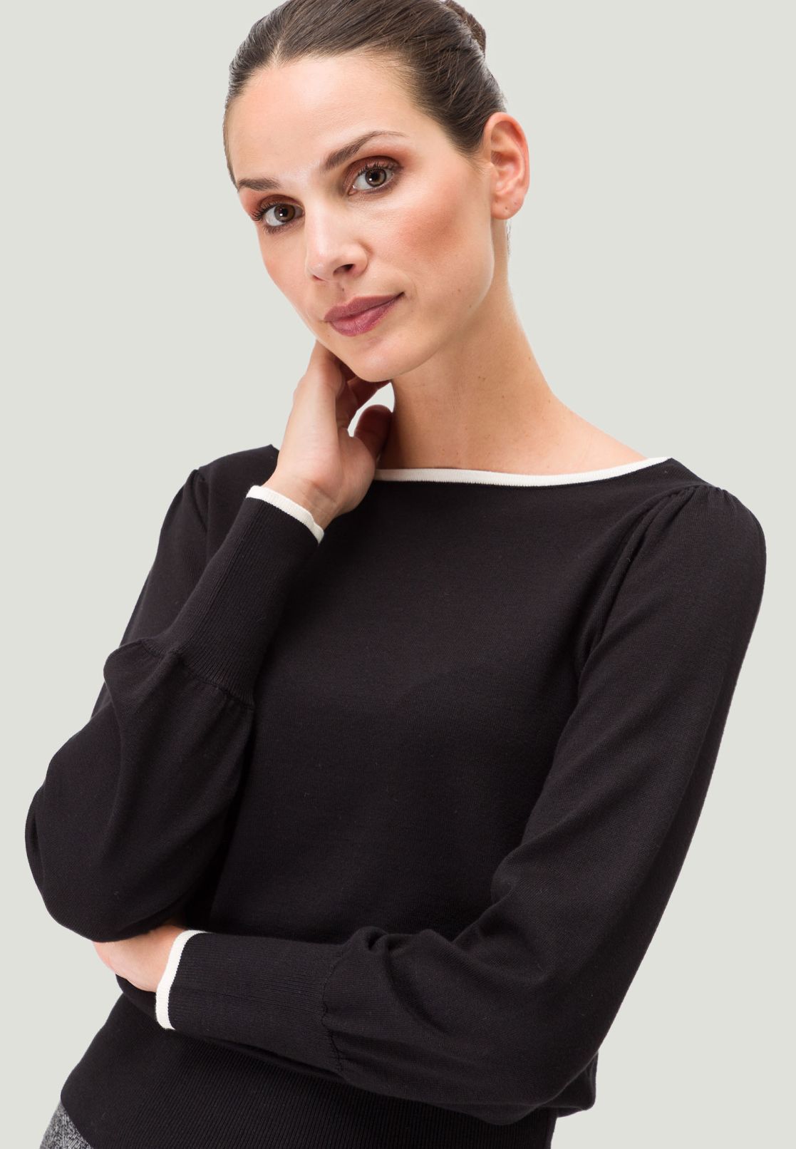 Pullover mit Kontrastdetail