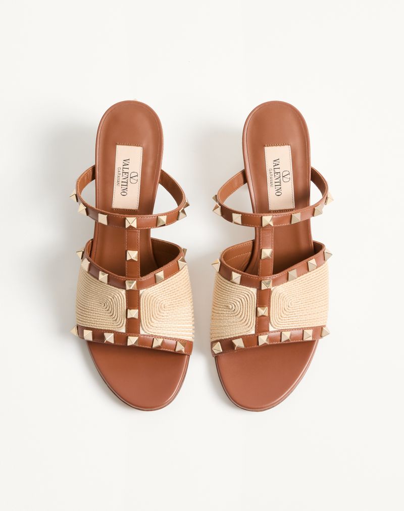 Rockstud Slidesandaler i kalveskind med kornet broderi 60 mm
