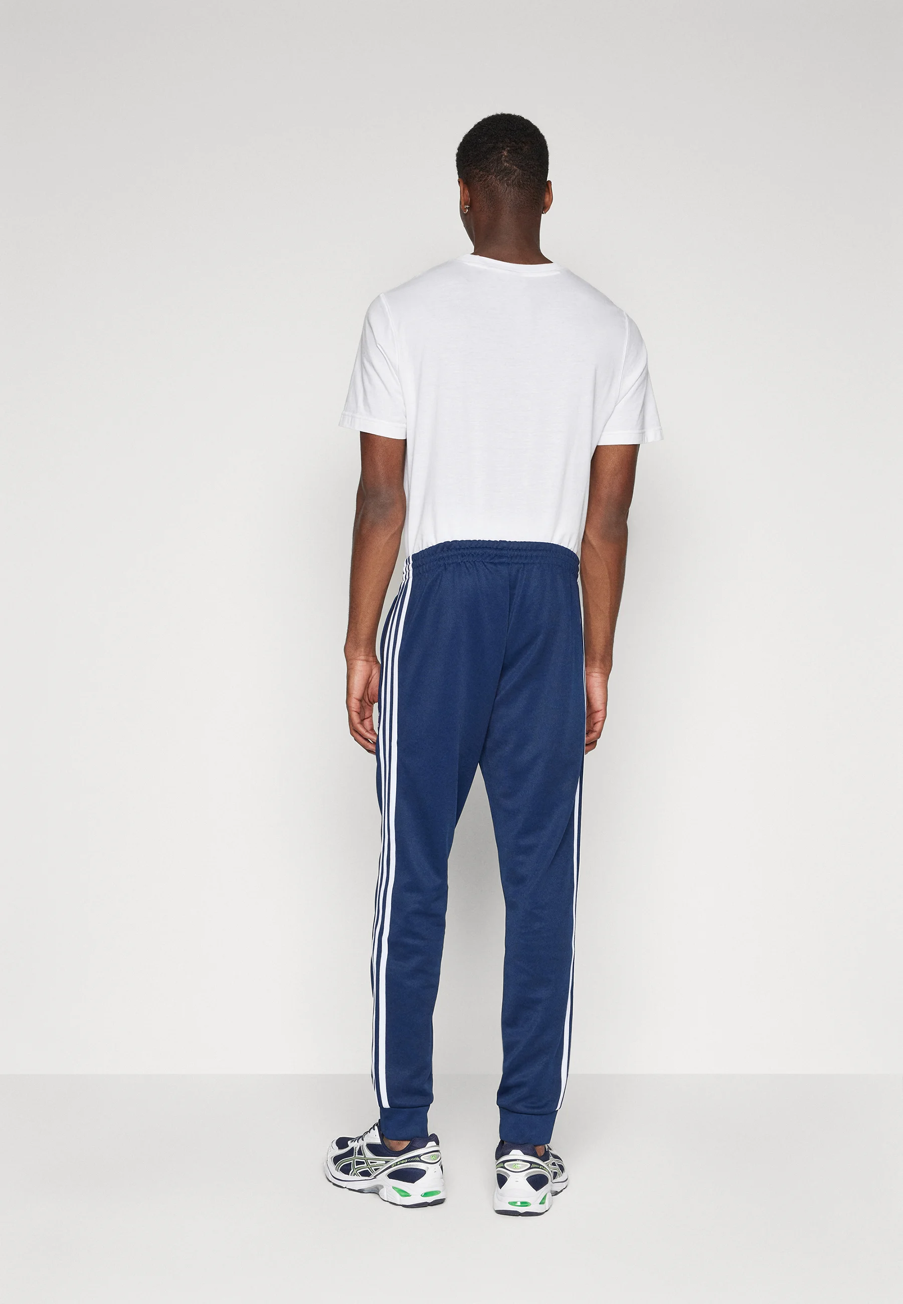 Pantalones deportivos adidas Originals