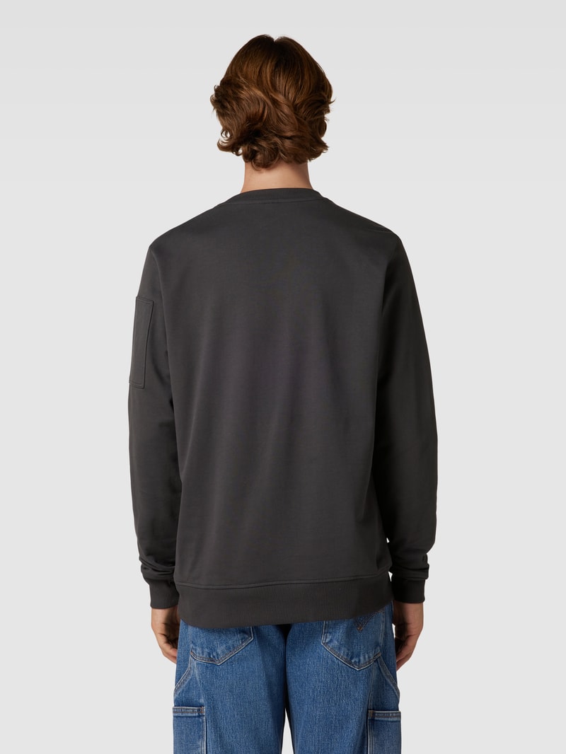Sweatshirt mit Reißverschlusstasche am Ärmel in anthrazit