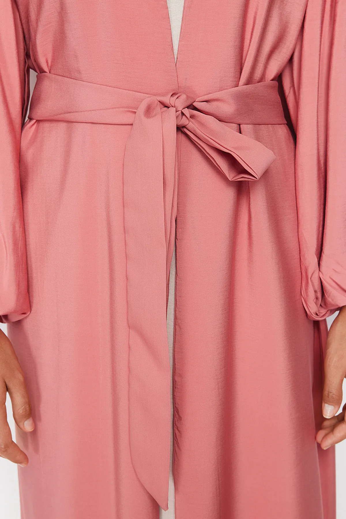 Trendyol Modest  Getrocknete lange gewebte Mütze mit Rosengürtel und Ferace & Abaya TCTSS24KF00001
