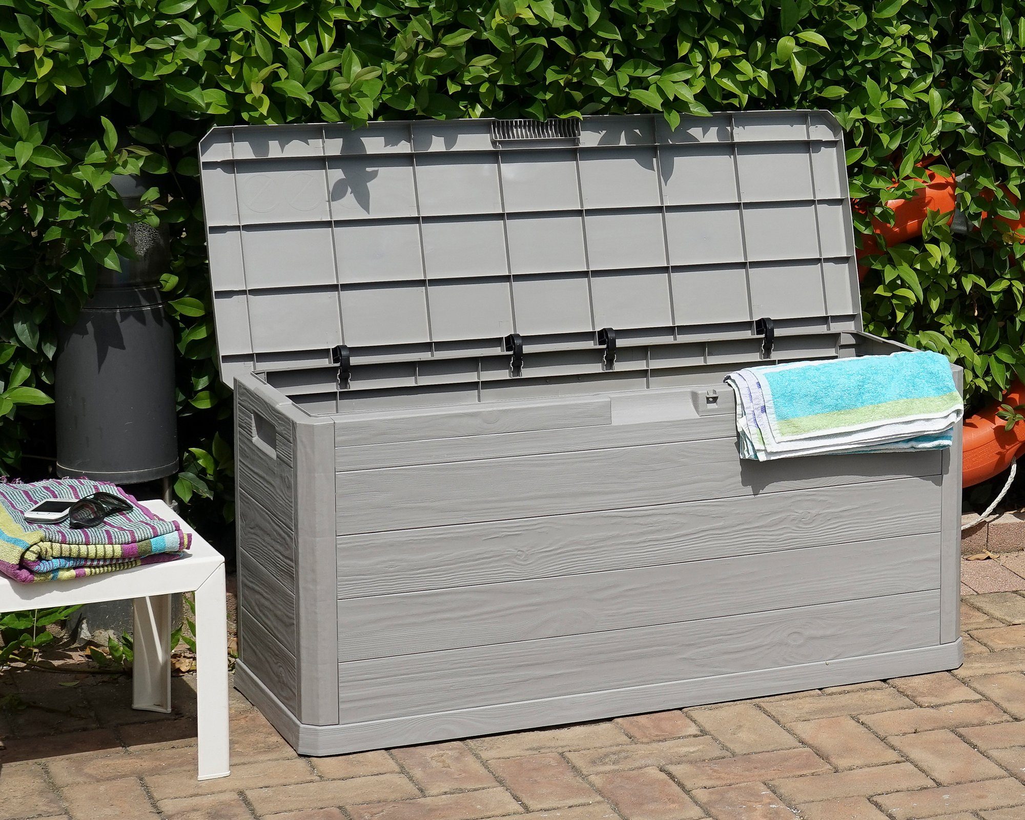 ONDIS24 Kissenbox Auflagenbox Gartentruhe Terrassenbox Madera, in Holzoptik warmgrau rollbar 280L
