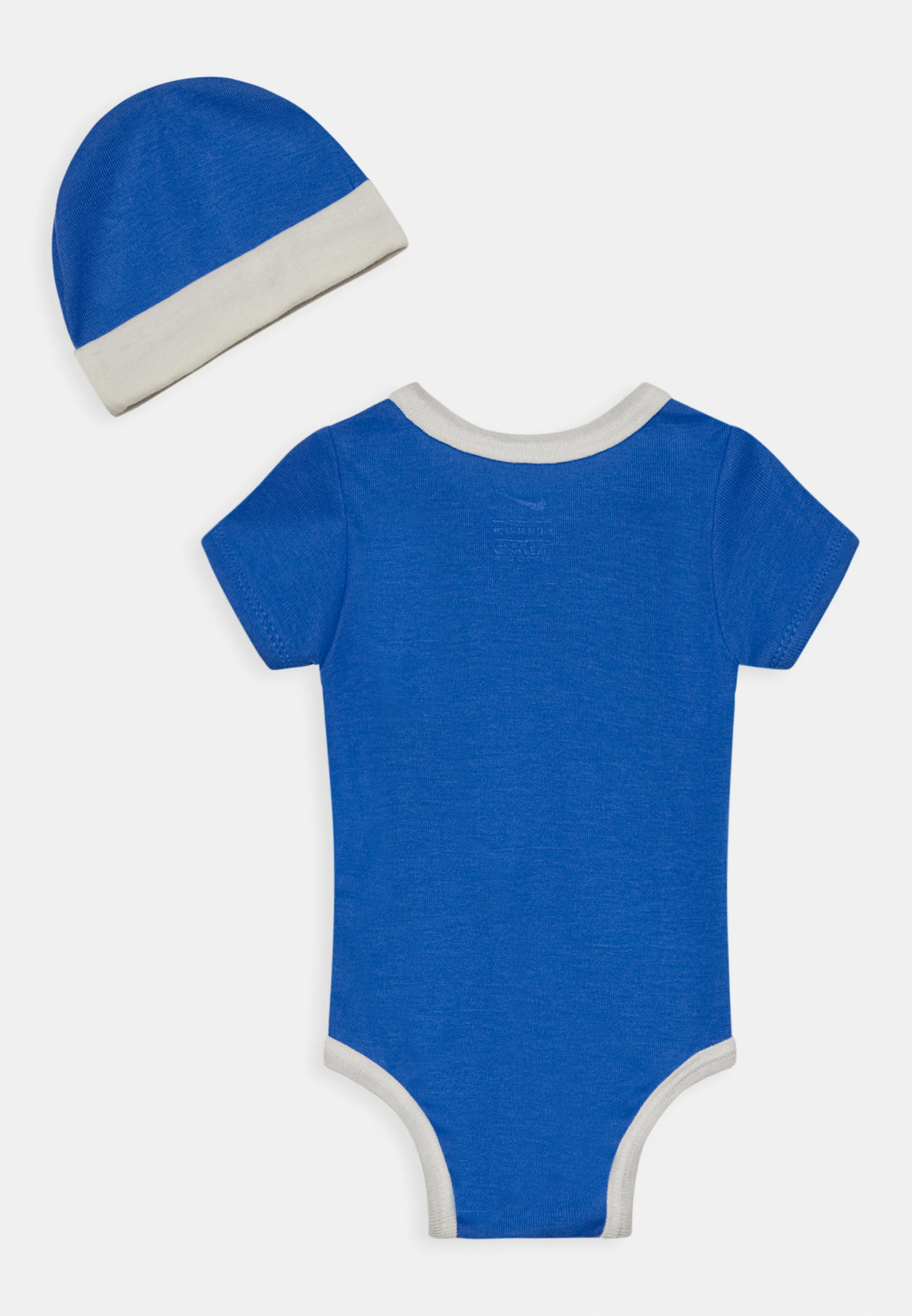 Nike Sportswear NIKE BABY SET DE REGALO DE 3 PIEZAS BODY BOOTIES & BEANIE UNISEX - Gorra