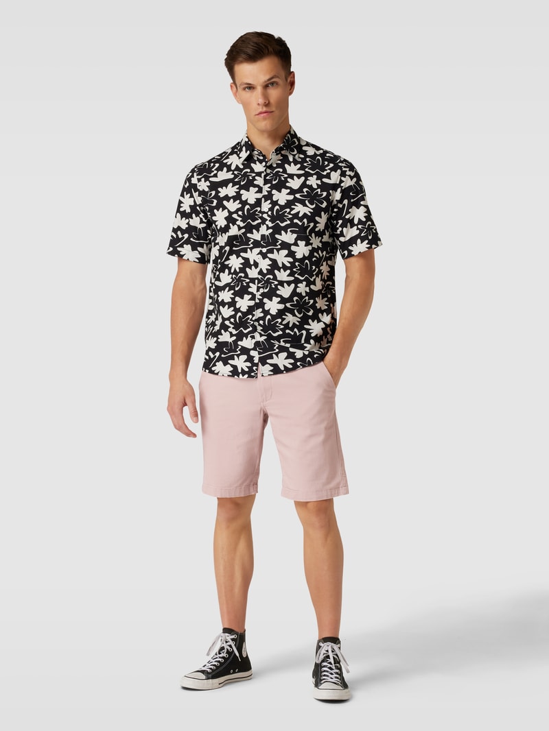 Bermudas mit französischen Eingrifftaschen Modell 'DAVE' in altrosa