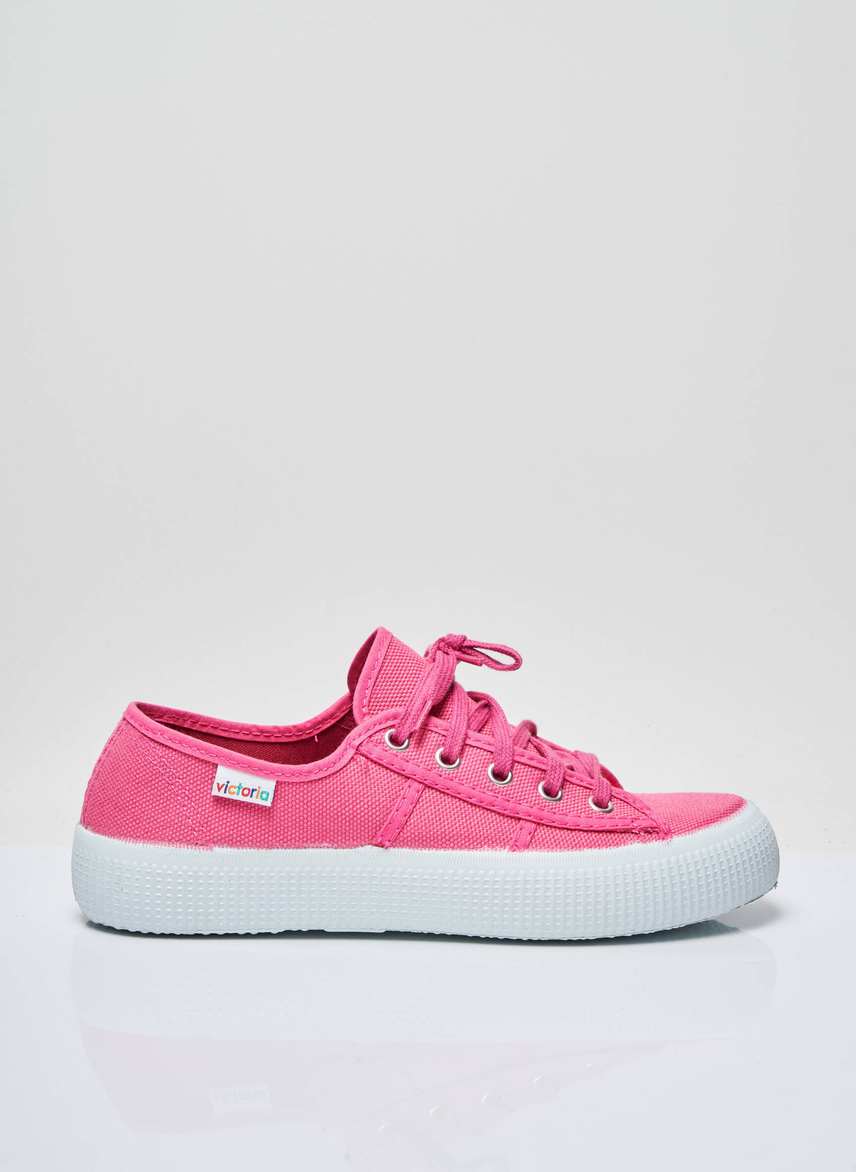Victoria Baskets Femme couleur rose