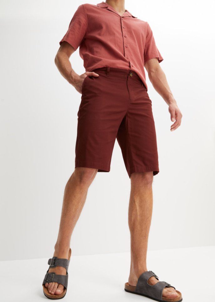 Chino-Bermuda m. Komfortschnitt und leichtem Glanz, Regular Fit