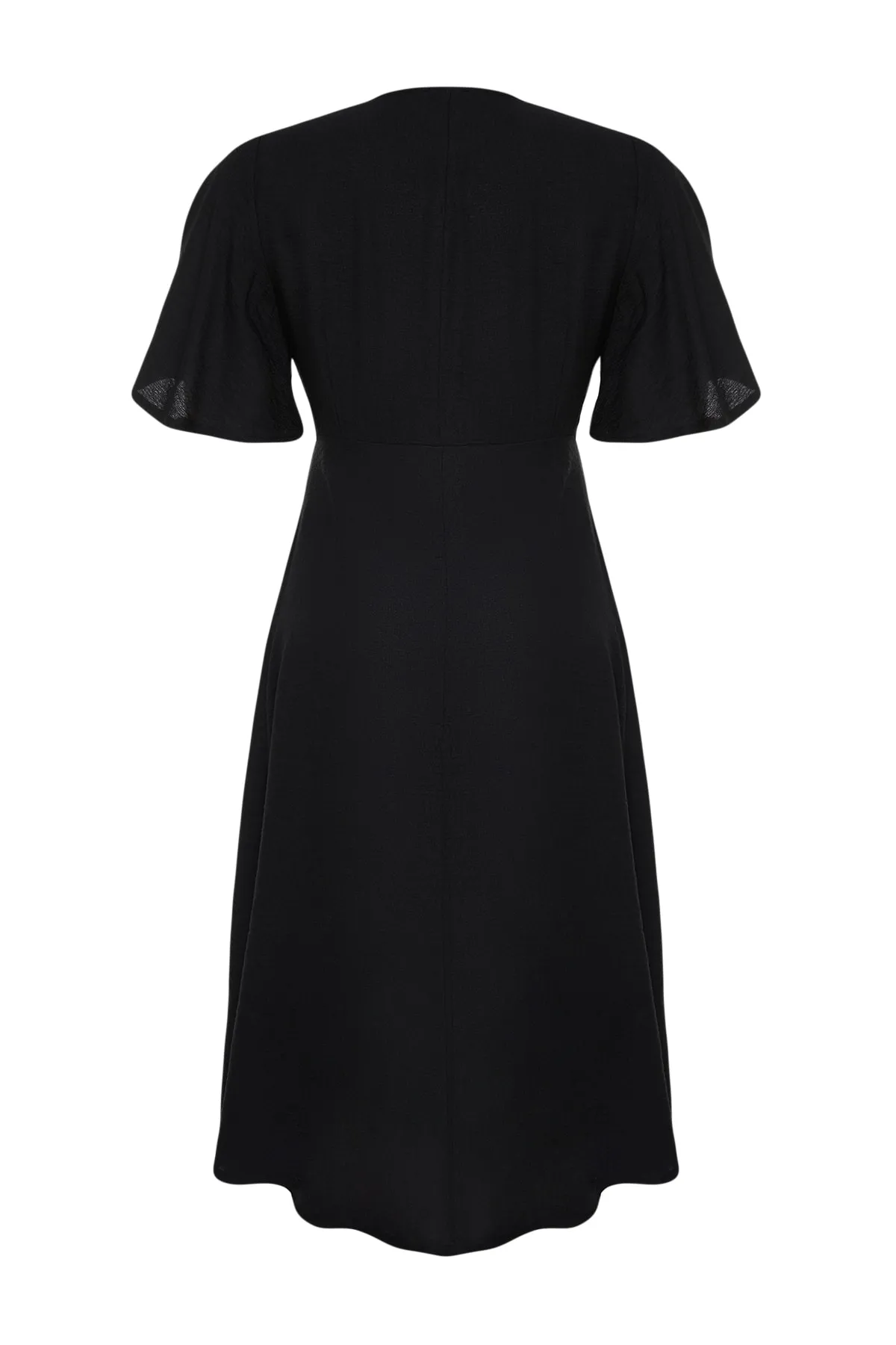 Trendyol Curve  Schwarzes, schlichtes, gewebtes Midi-Wickelkleid in Übergröße TBBSS22EL1564
