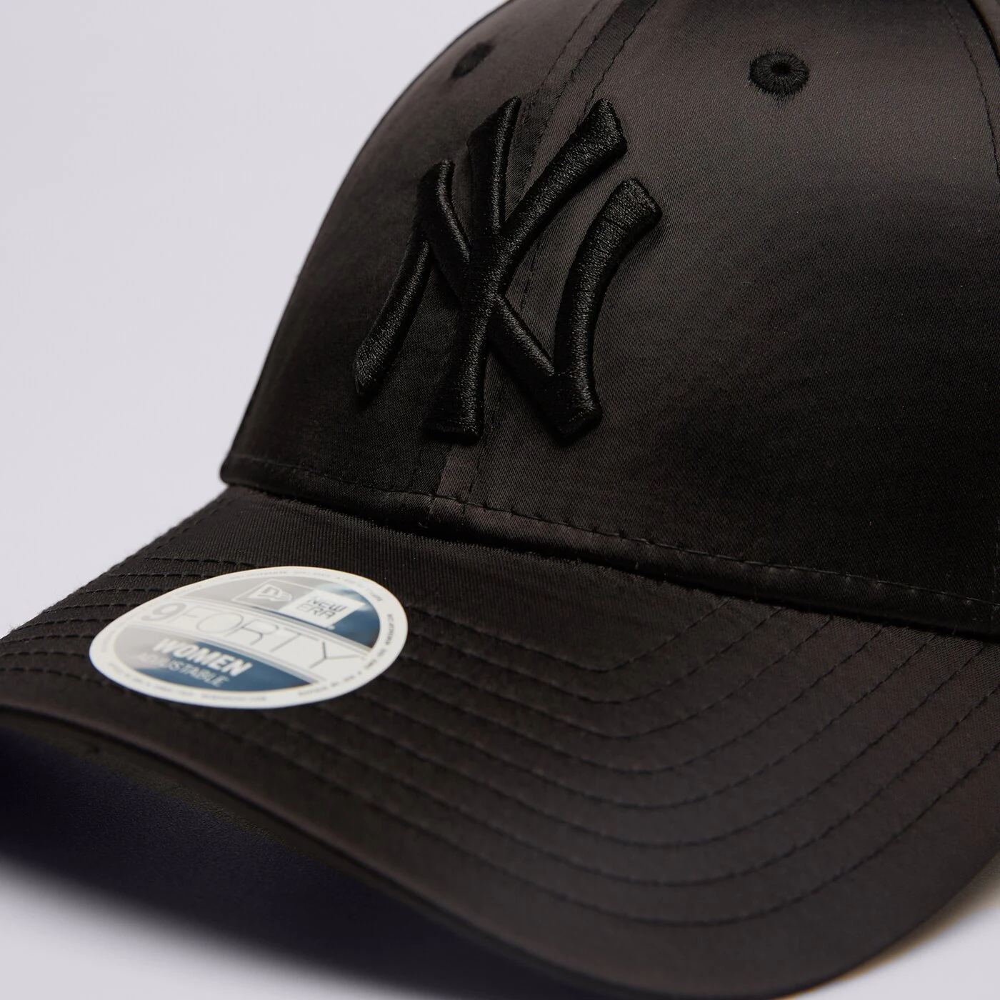 NEW ERA MÜTZE WMNS SATIN 940 NYY NEW YORK YANKEES Schwarz