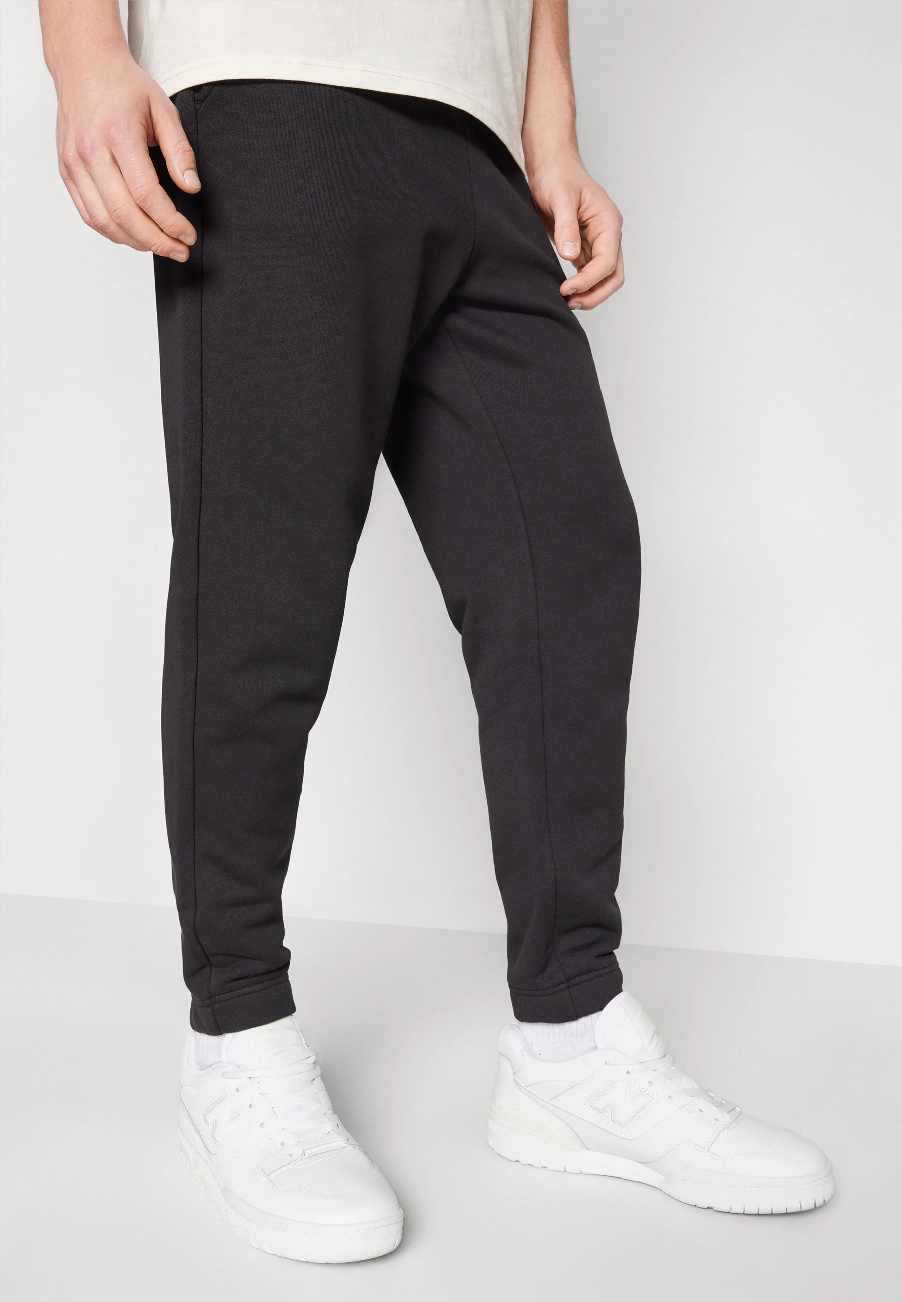 Pantalones deportivos Tommy Jeans BADGE JOGGER
