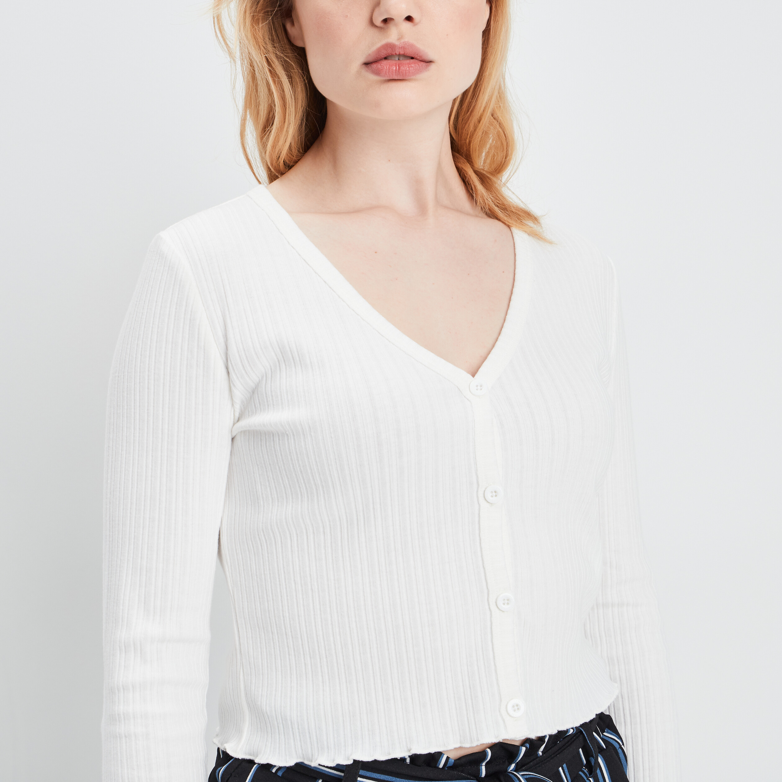 T-shirt cropped boutonné manches longues blanc femme | La Halle