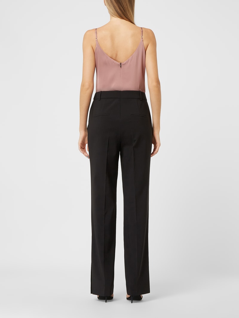 Jumpsuit mit Wasserfall-Ausschnitt in schwarz