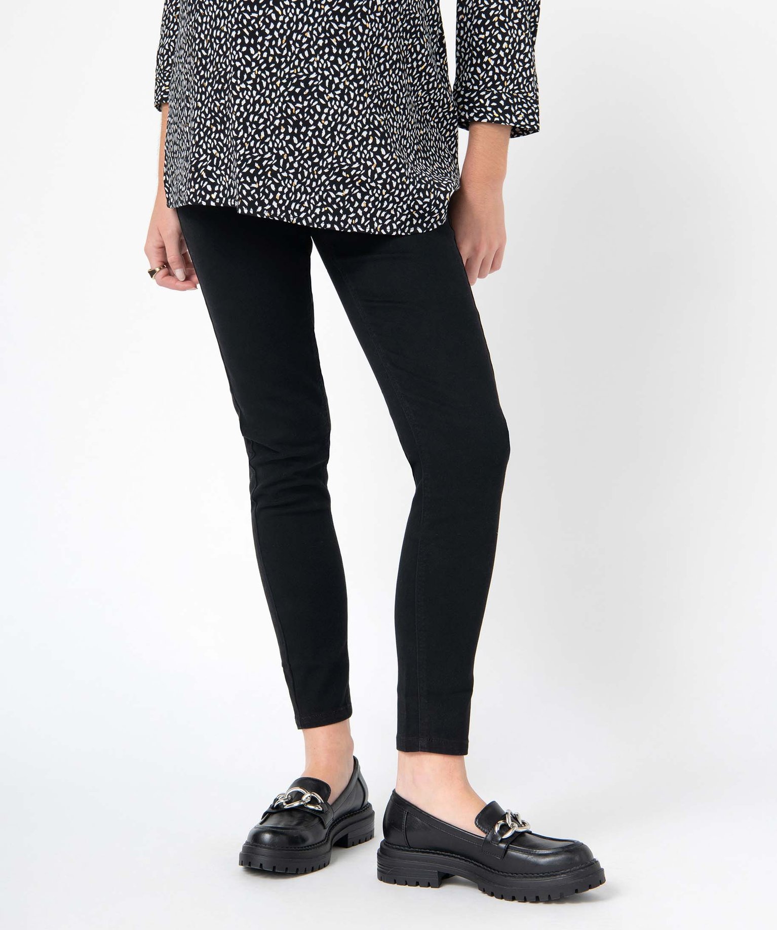 Jean de grossesse coupe Slim avec bandeau haut noir | GEMO