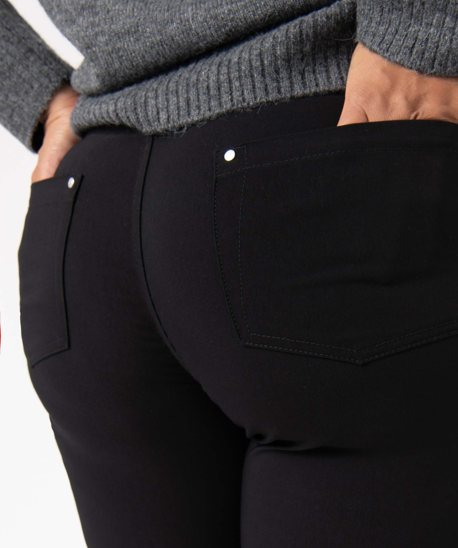 Pantacourt femme grande taille en toile extensible noir | GEMO