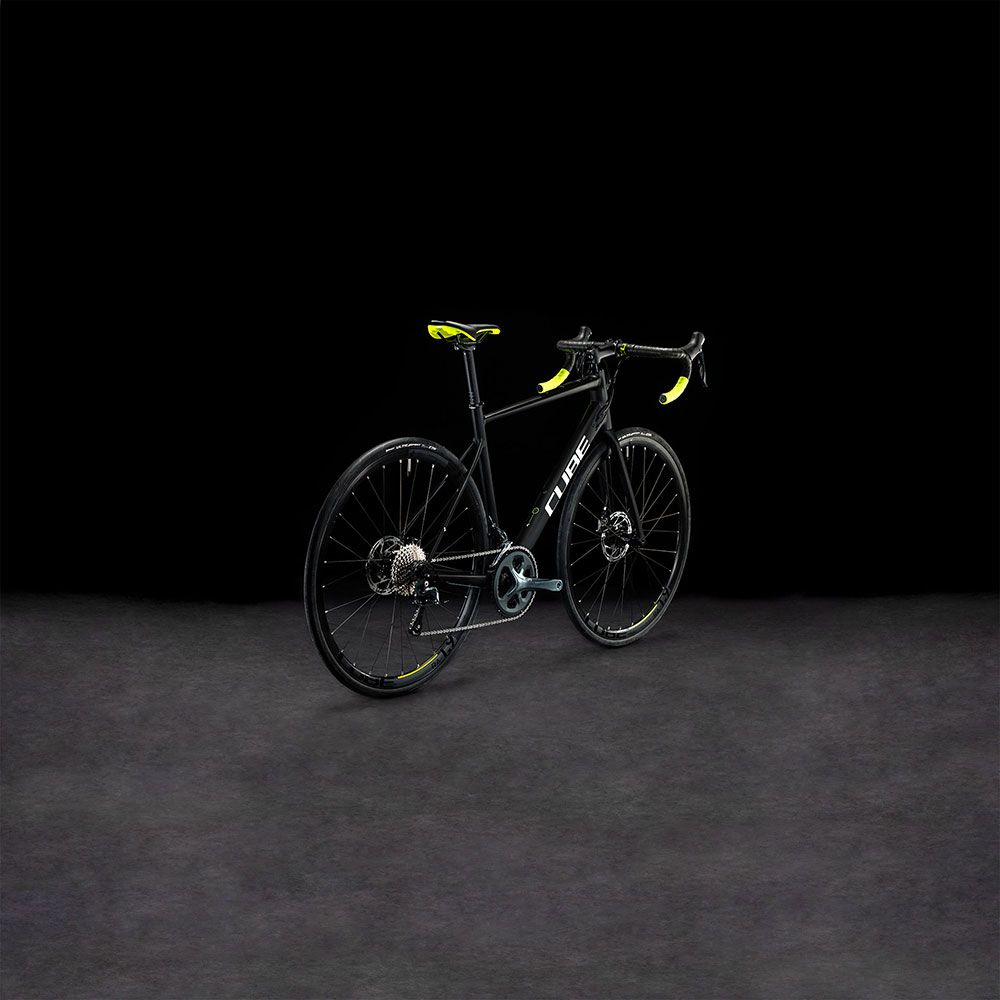 Cube Attain Race black´n´white kaufen | Bike-Discount